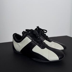 Gucci Black and White Women's Leather Sneakers